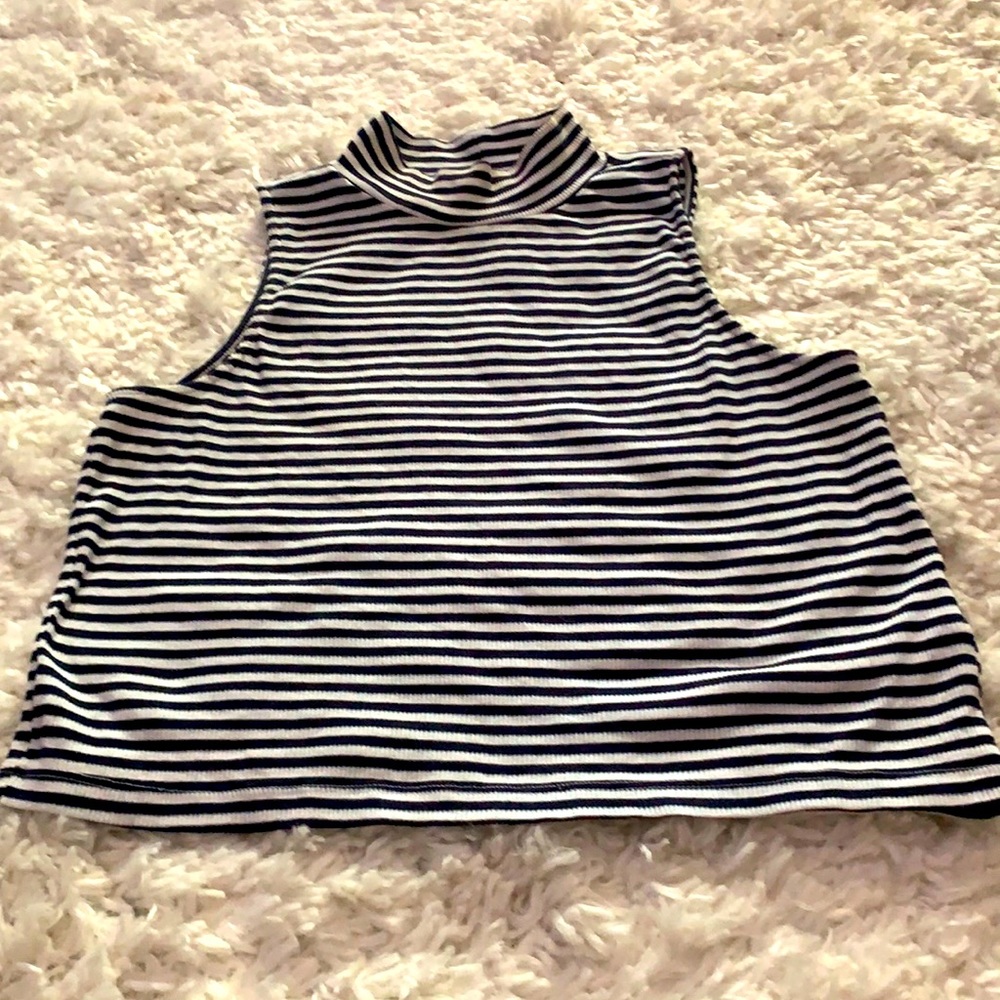 H&M top sz L